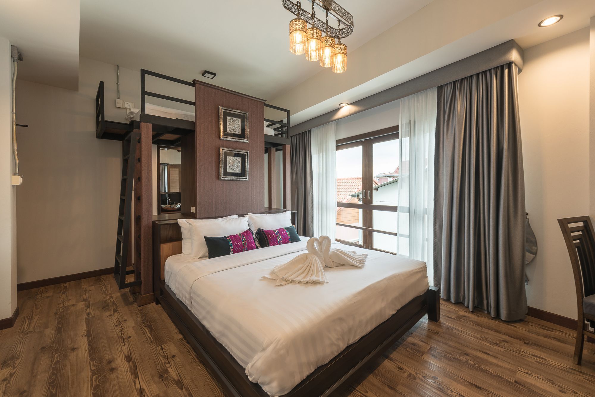 מלון צ'יאנג מאי 33 Poshtel (Adults Only) מראה חיצוני תמונה